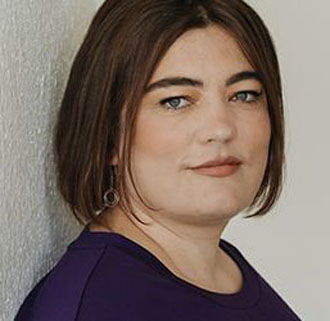 Portrait: Alena Schröder