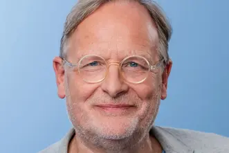 Protrait: Prof. Dr. Dietrich Grönemeyer